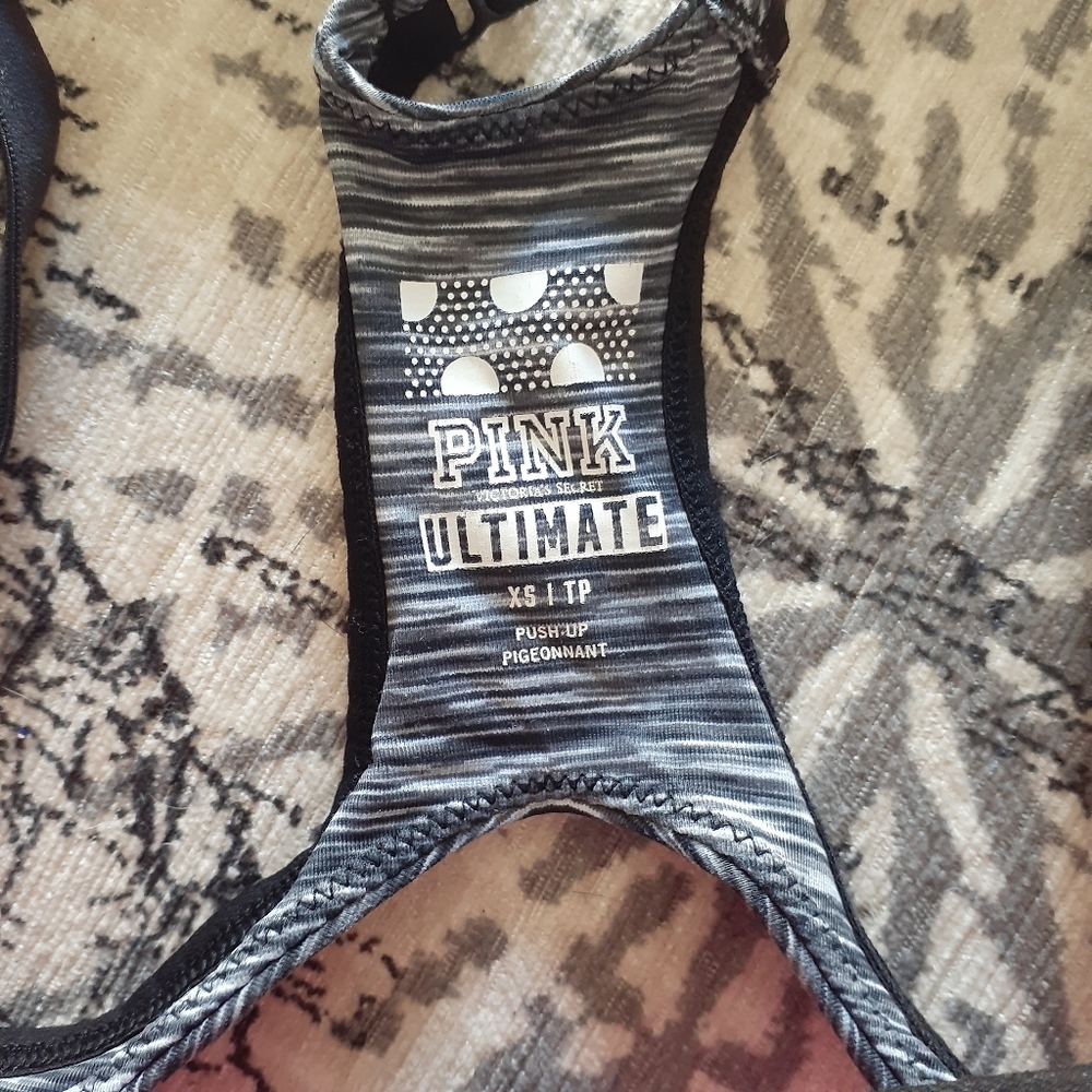 PushUp Workout Bra - Picture 2 of 3